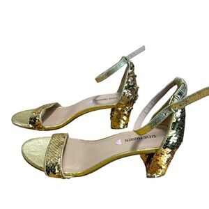 NEW STEVE MADDEN GOLD SEQUIN BLOCK
HEEL DRESS SANDALS